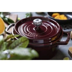 Staub Cocotte 24 Cm, Rund, Grenadine-Rot, Gusseisen -Heimische Küche Verkäufe 424422044