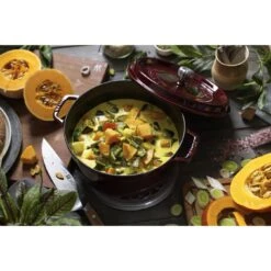 Staub Cocotte 26 Cm, Rund, Grenadine-Rot, Gusseisen -Heimische Küche Verkäufe 424422049