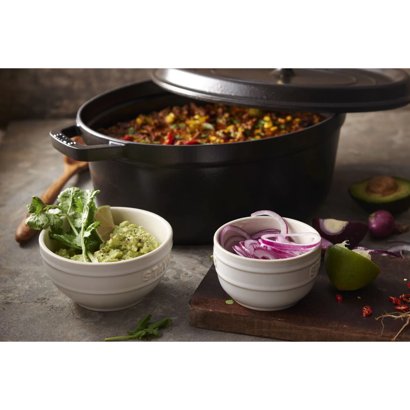 Staub Cocotte 41 Cm, Oval, Schwarz, Gusseisen 5 Staub Cocotte 41 Cm, Oval, Schwarz, Gusseisen – Bild 5