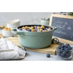 Staub Cocotte 22 Cm, Rund, Salbeigrün, Gusseisen -Heimische Küche Verkäufe 750035301