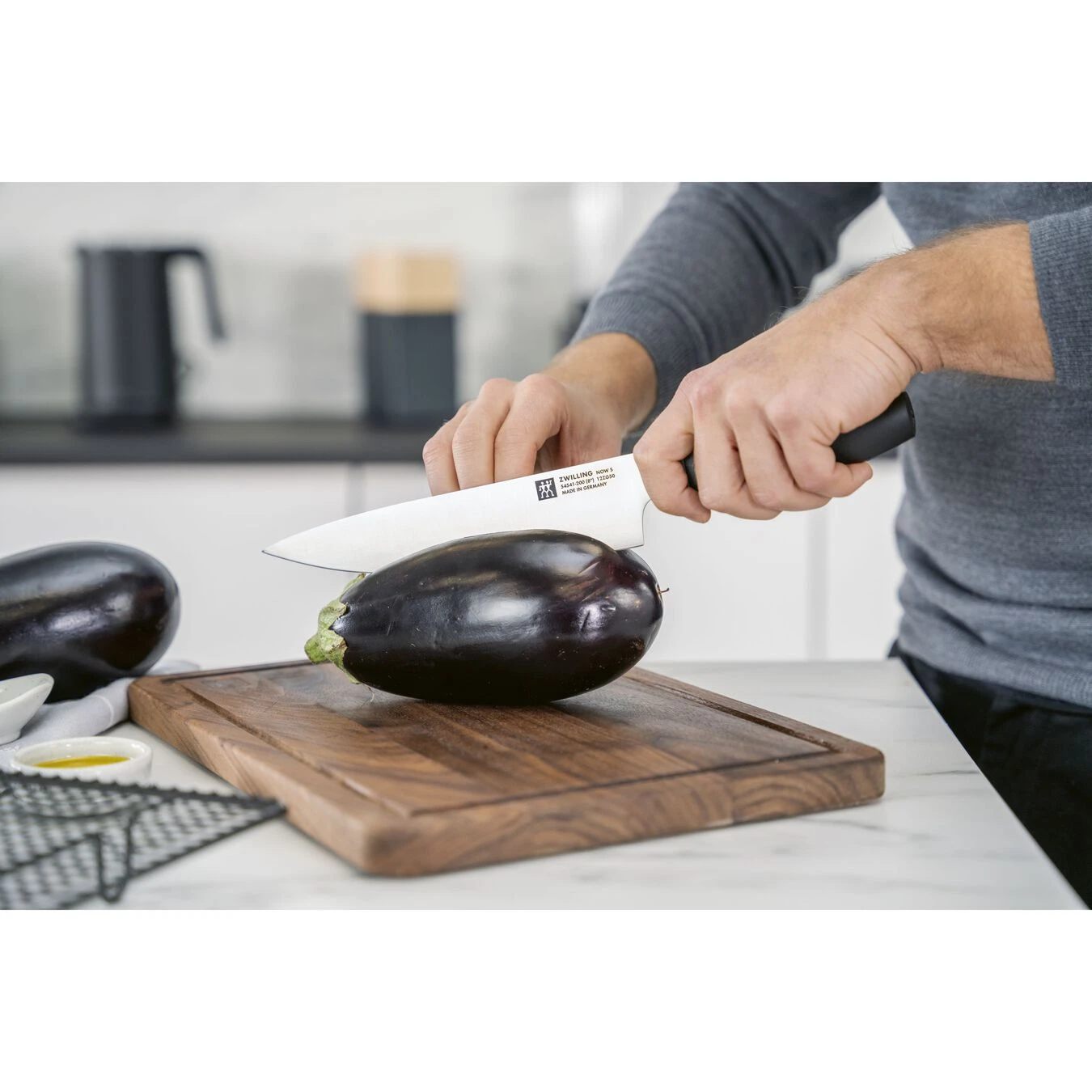 Zwilling Kochmesser 20 Cm, Schwarz 4 Zwilling Kochmesser 20 Cm, Schwarz – Bild 4