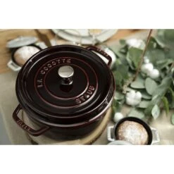 Staub Cocotte 26 Cm, Rund, Grenadine-Rot, Gusseisen -Heimische Küche Verkäufe 750047416